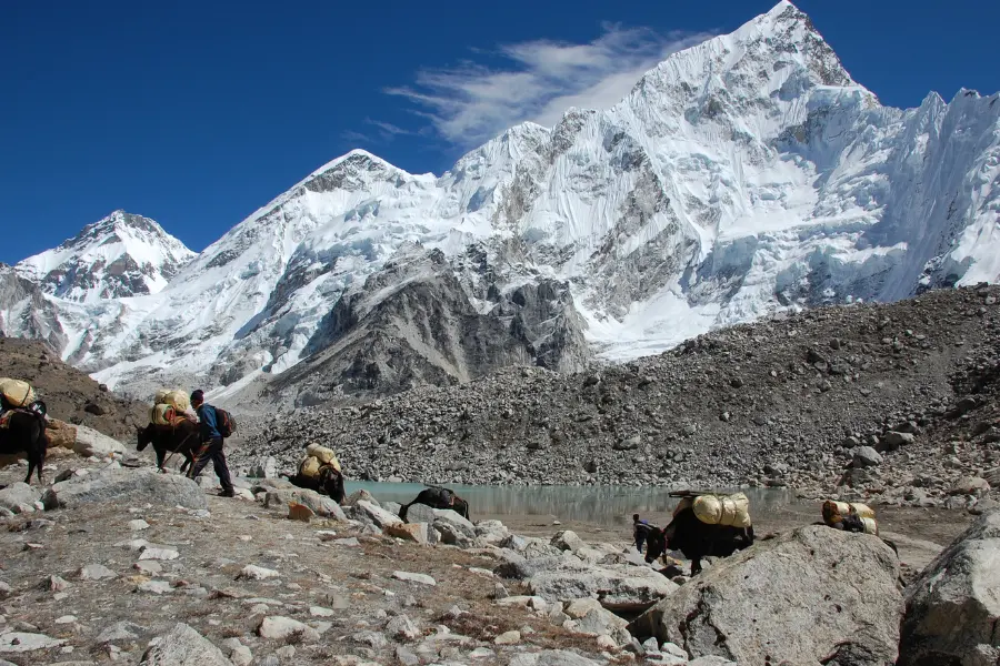 view of snowy mountain peaks