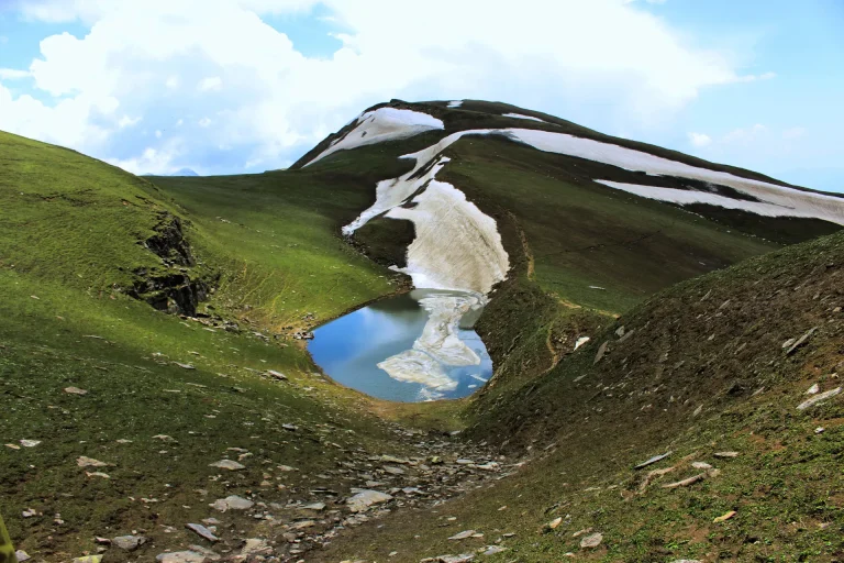 Secret Lake Trek: Rani Sui May 2026